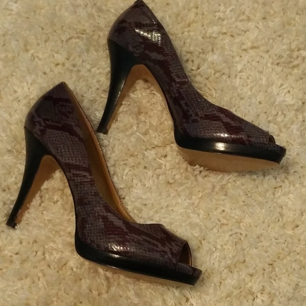 Nine West peep toe heels